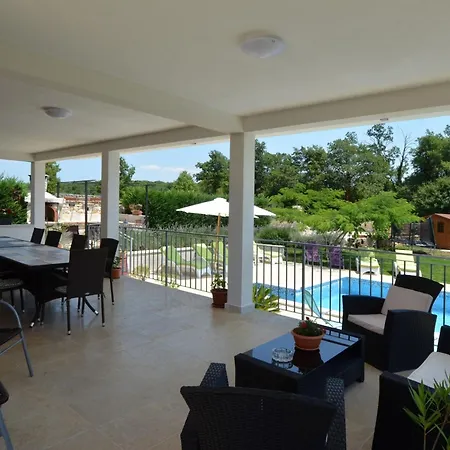 Exquisite Secluded With Pool Vila